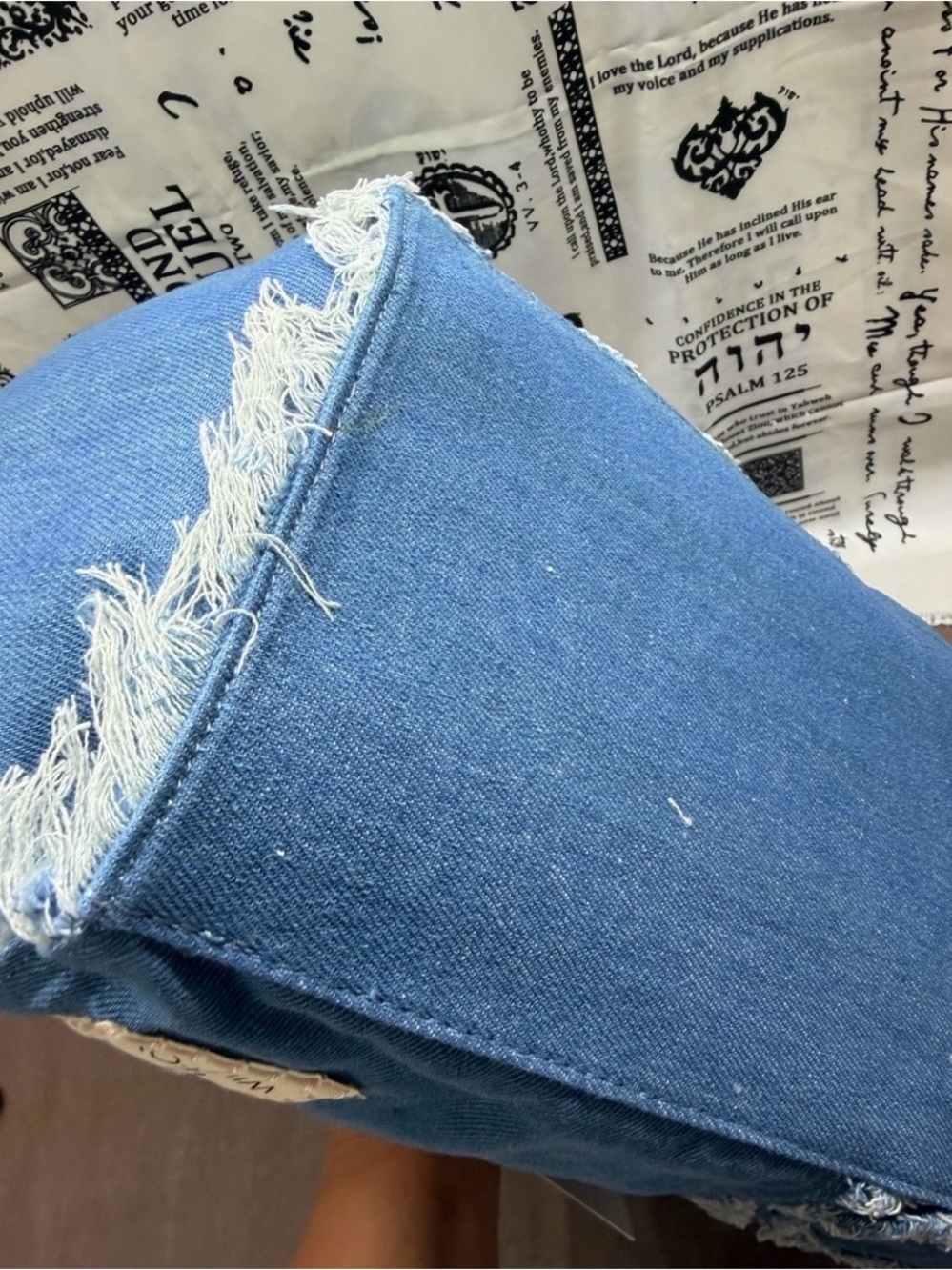NWT Wildfox Denim Frayed Tote Bag - Blue - Picture 5 of 6